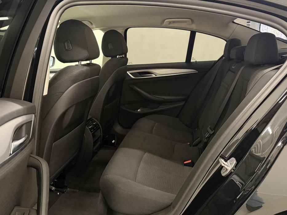 BMW 530 2019