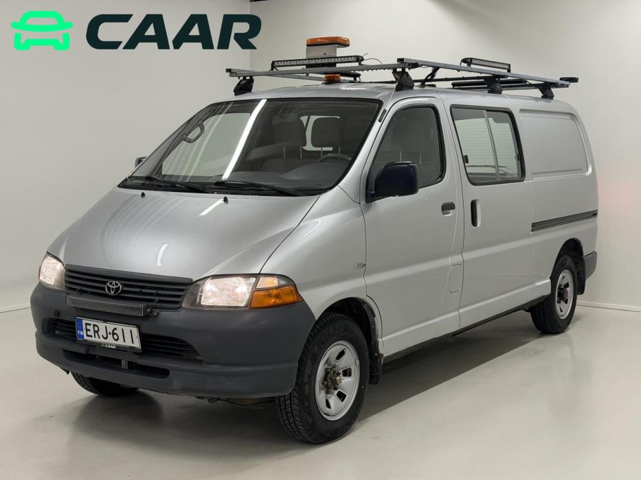 TOYOTA Hiace 2005