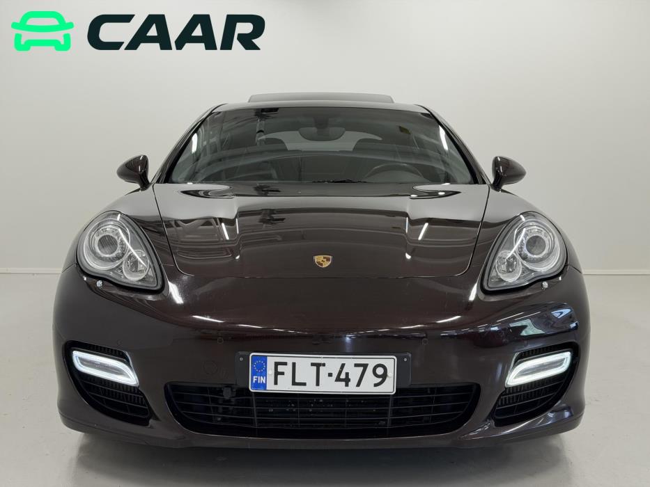 PORSCHE Panamera 2010