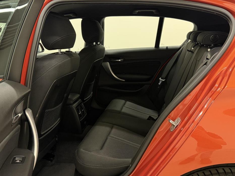BMW 120 2016