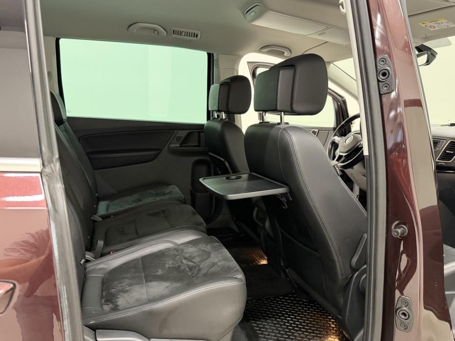 VOLKSWAGEN Sharan 2016