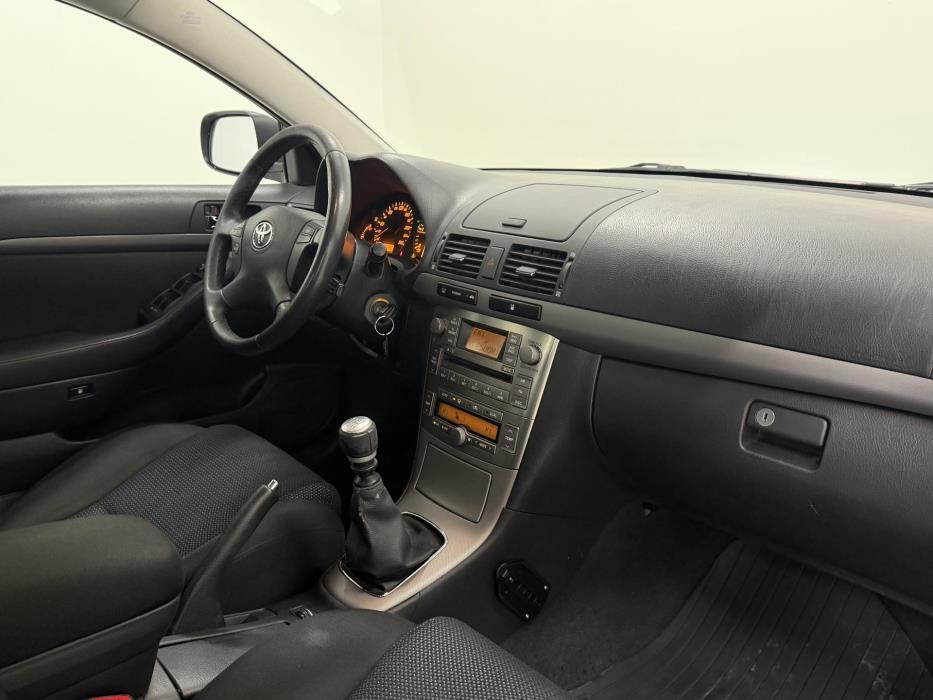 TOYOTA Avensis 2007