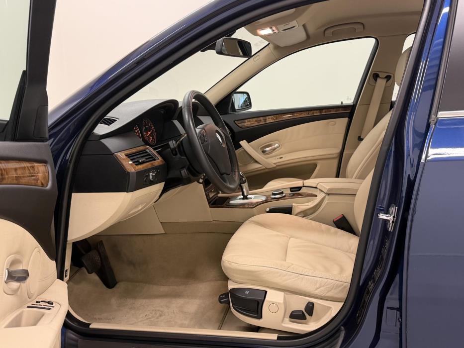 BMW 525 2008