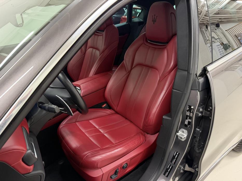 MASERATI Levante 2017
