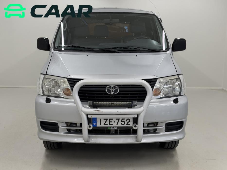 TOYOTA Hiace 2008