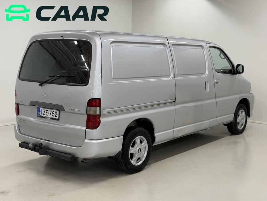 TOYOTA Hiace 2008