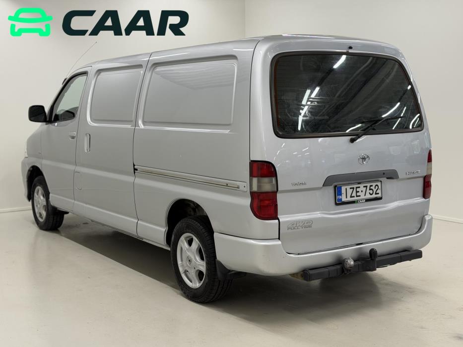 TOYOTA Hiace 2008