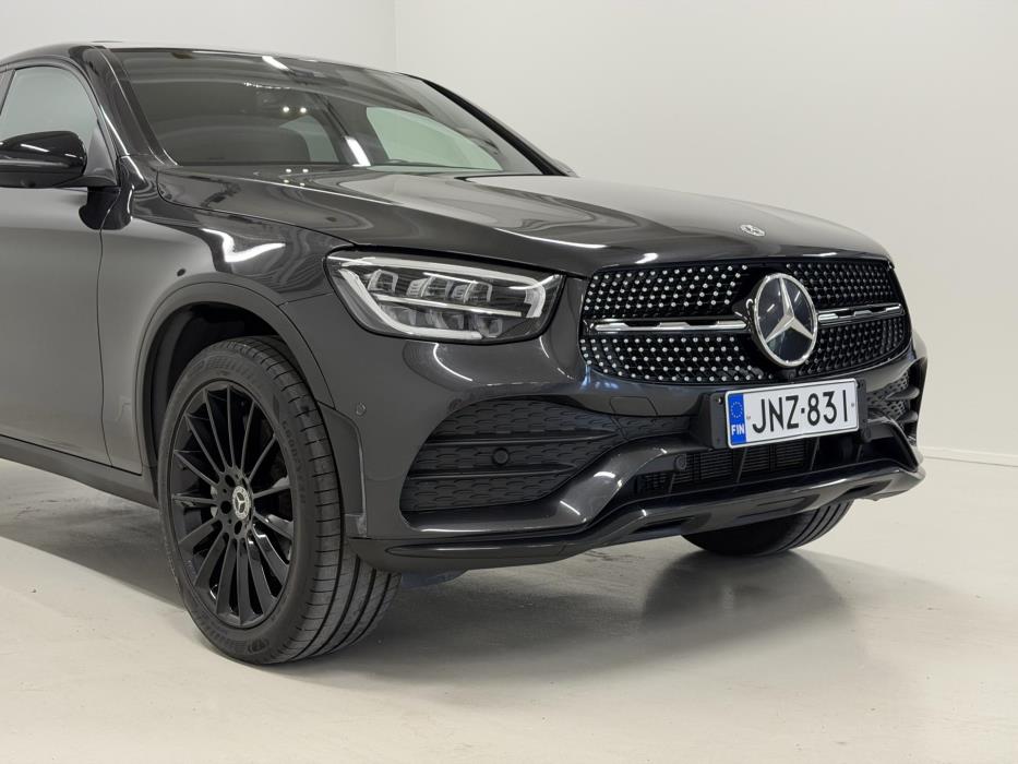 MERCEDES-BENZ GLC 2023