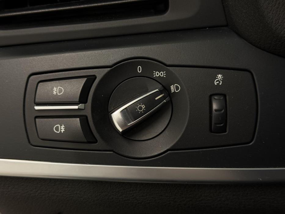 BMW X3 2011