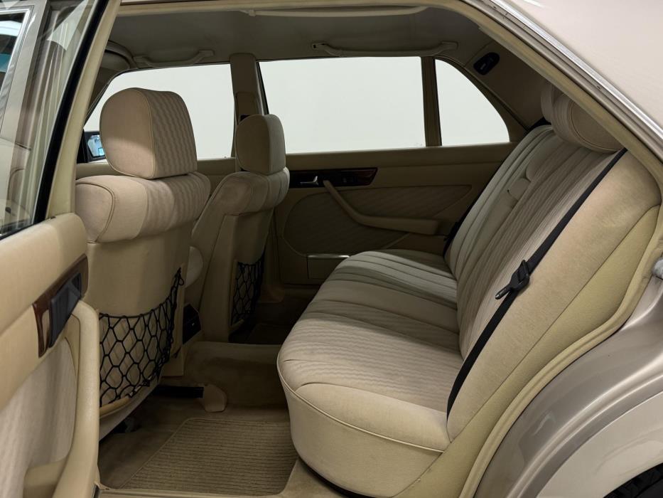 MERCEDES-BENZ S 1988