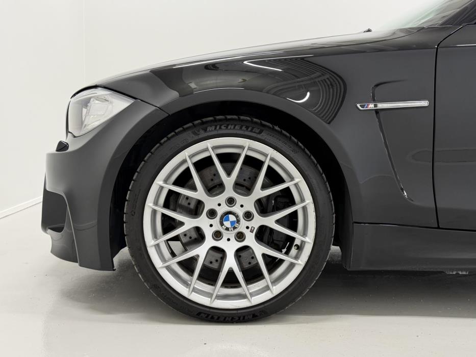 BMW 1M 2011