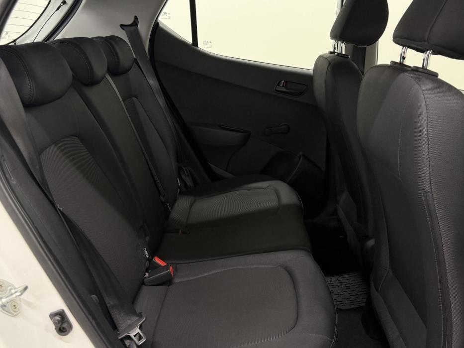 HYUNDAI i10 2018