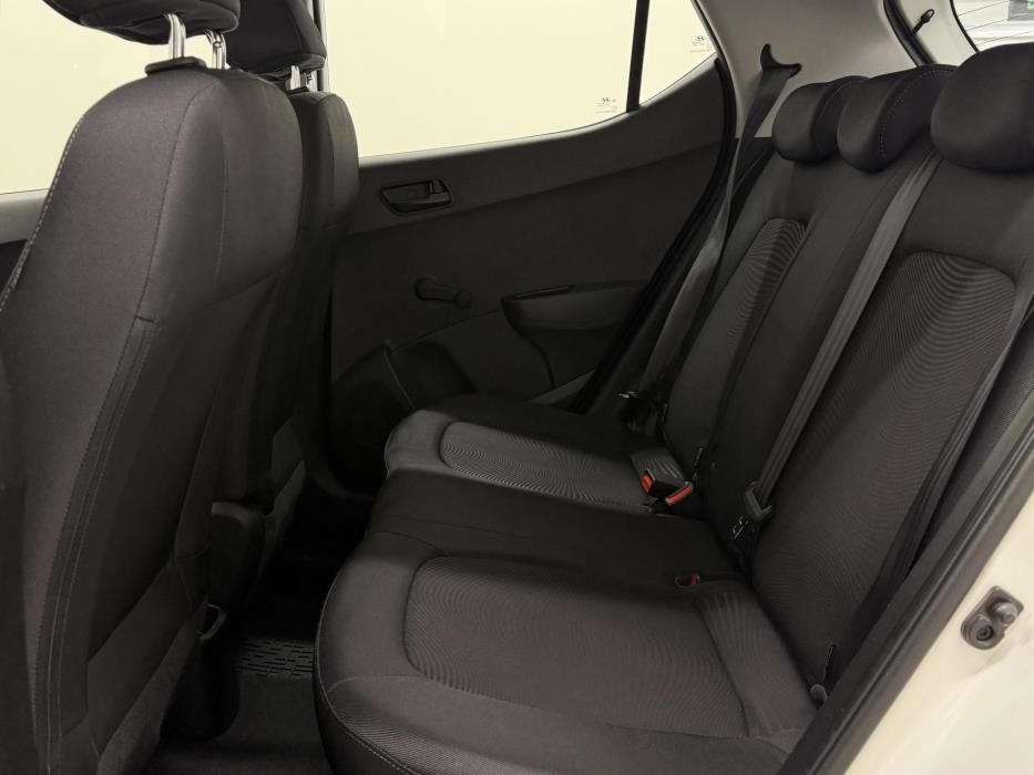 HYUNDAI i10 2018
