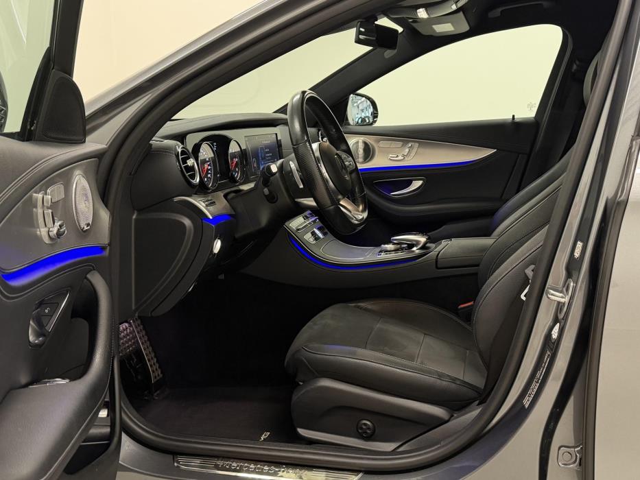 MERCEDES-BENZ E 2020