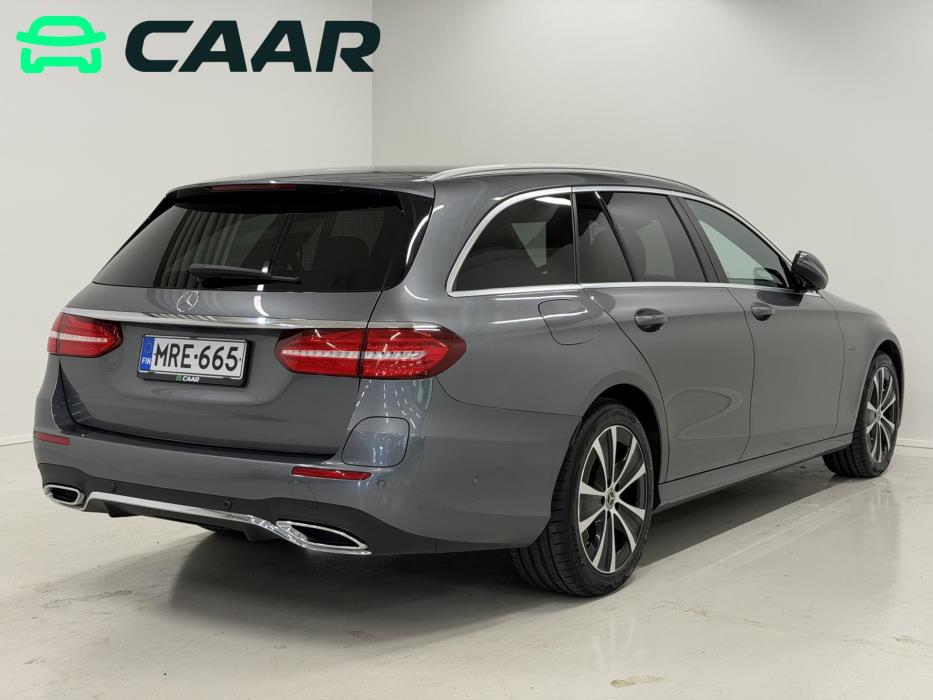 MERCEDES-BENZ E 2020