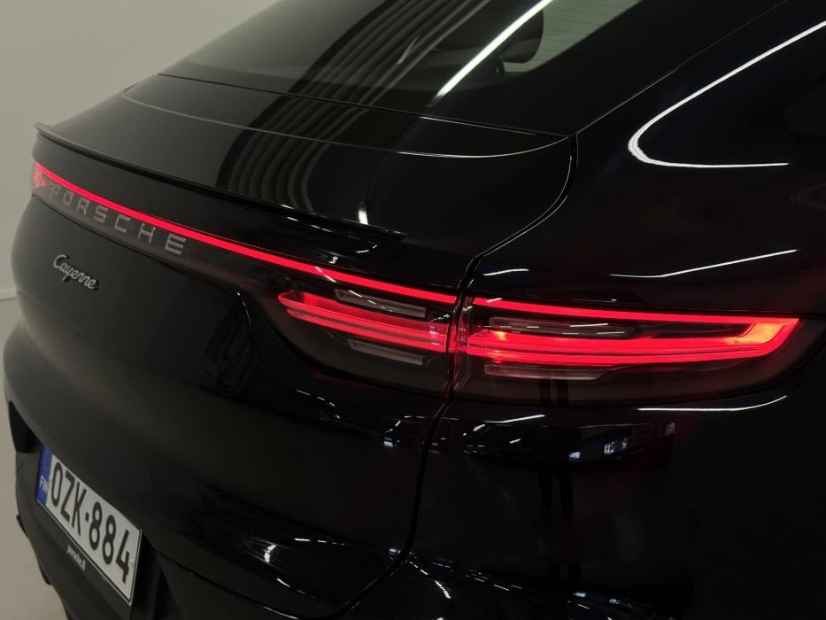PORSCHE Cayenne 2022