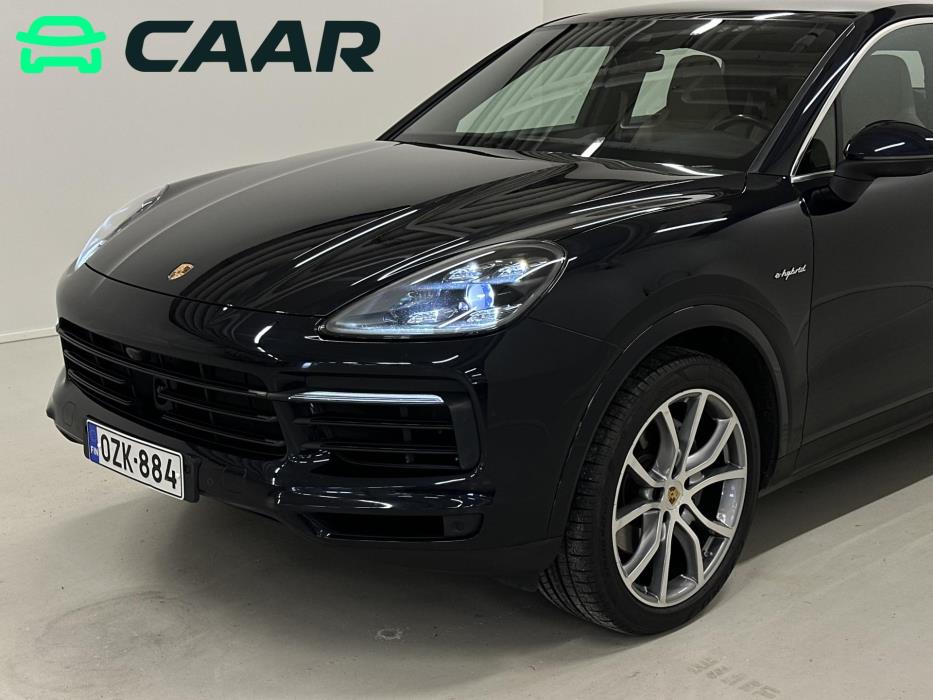 PORSCHE Cayenne 2022