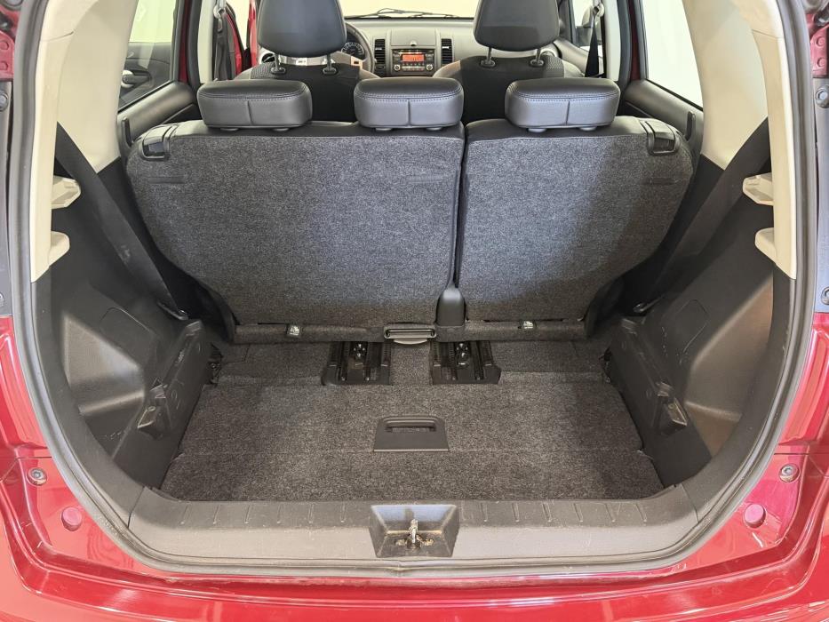 NISSAN Note 2013