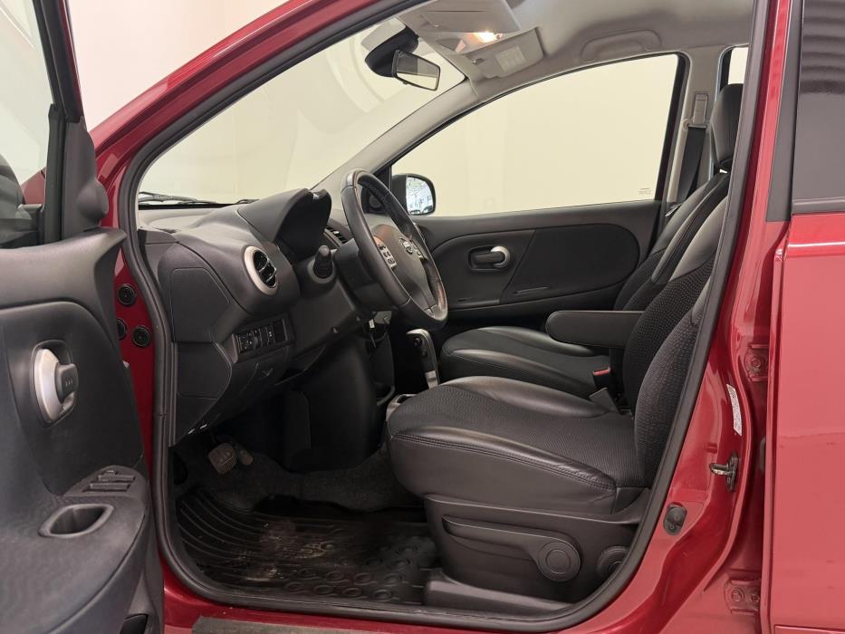 NISSAN Note 2013