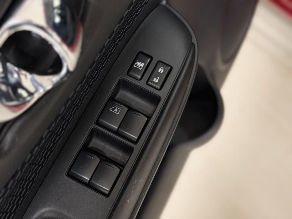NISSAN Note 2014