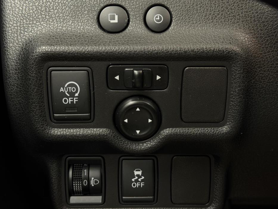 NISSAN Note 2014