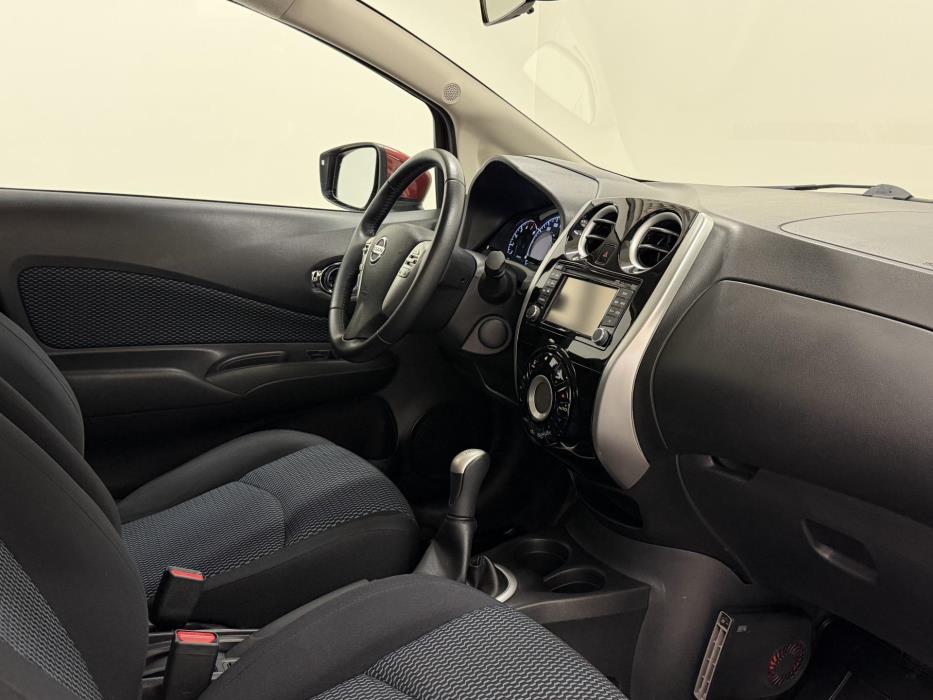 NISSAN Note 2015