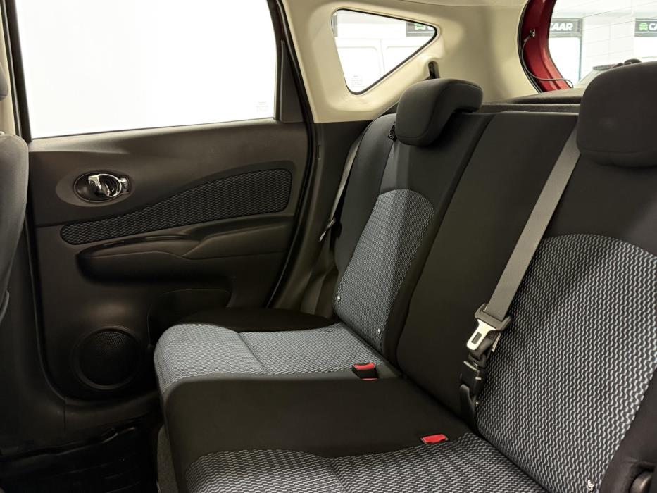 NISSAN Note 2015