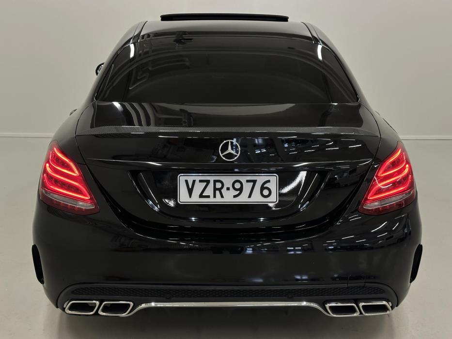MERCEDES-BENZ C 2015