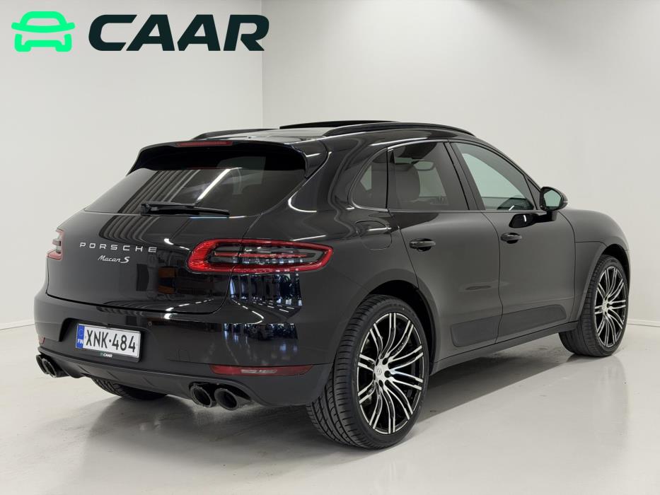PORSCHE Macan 2015