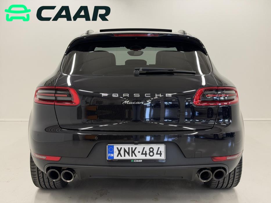 PORSCHE Macan 2015