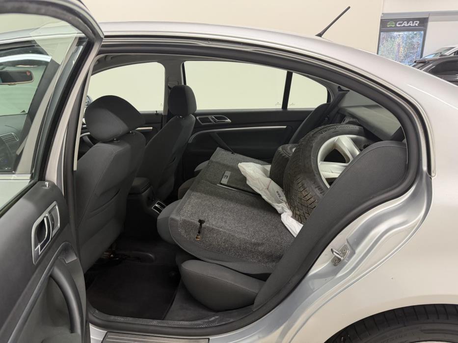 SKODA Superb 2008