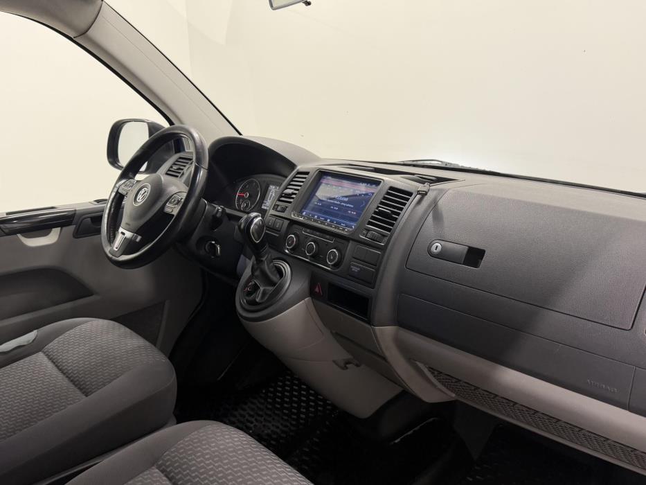 VOLKSWAGEN Transporter 2013