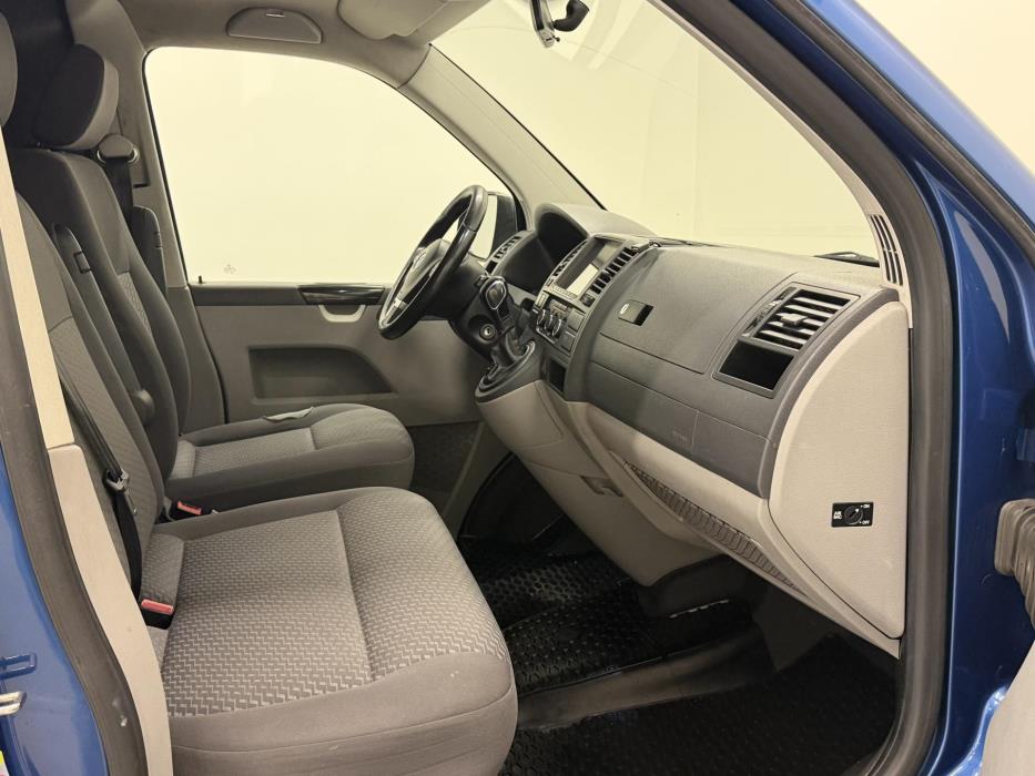 VOLKSWAGEN Transporter 2013