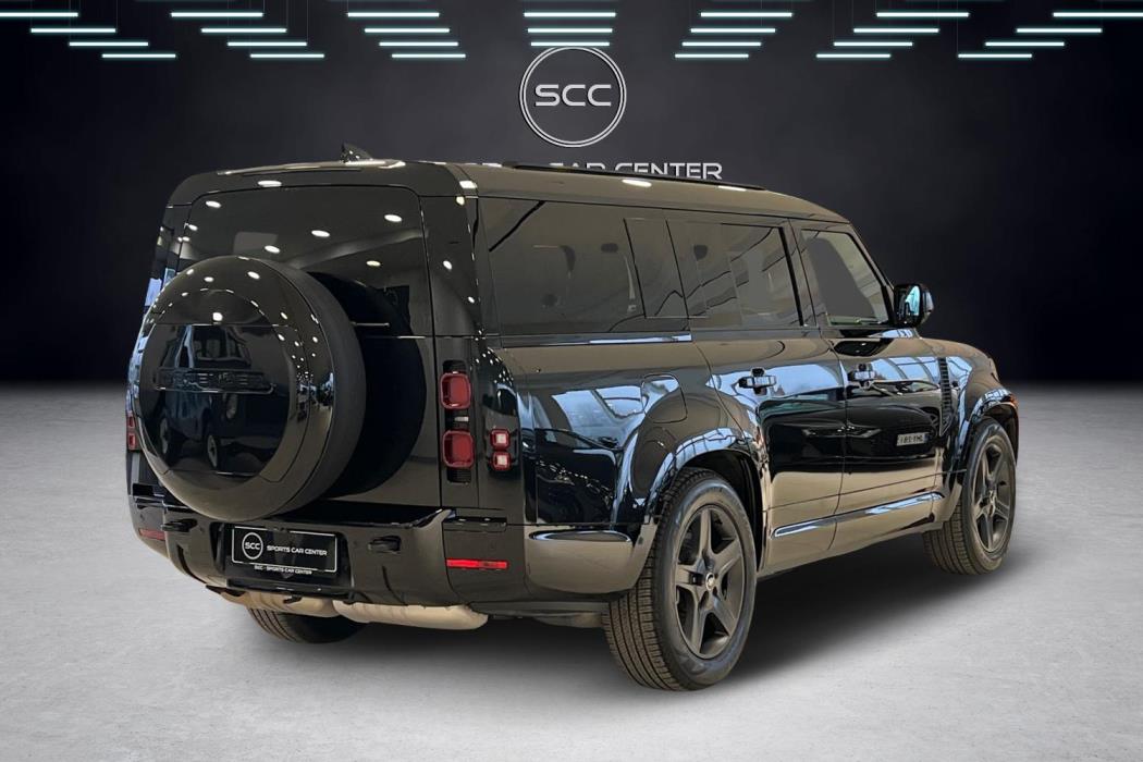 Land Rover Defender 2025