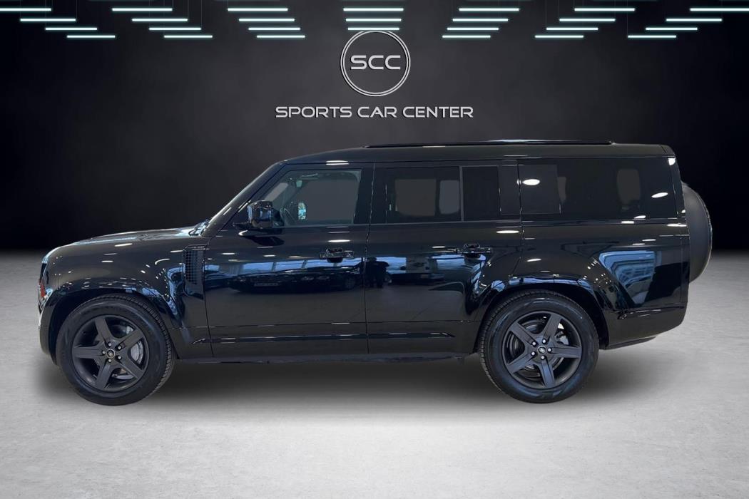 Land Rover Defender 2025