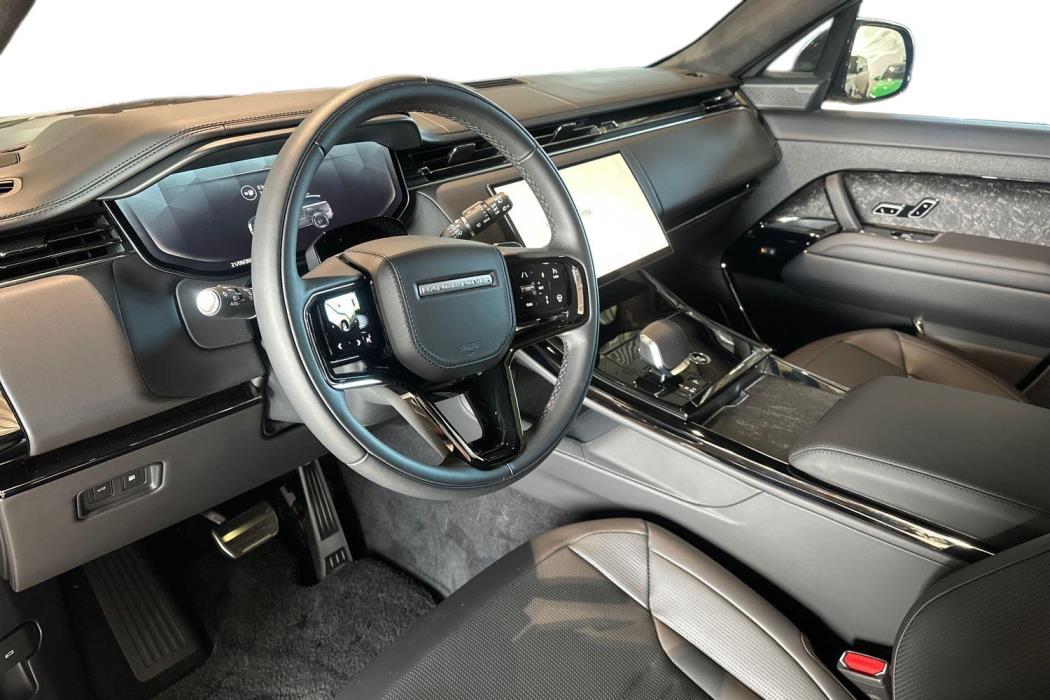 Land Rover Range Rover Sport 2026