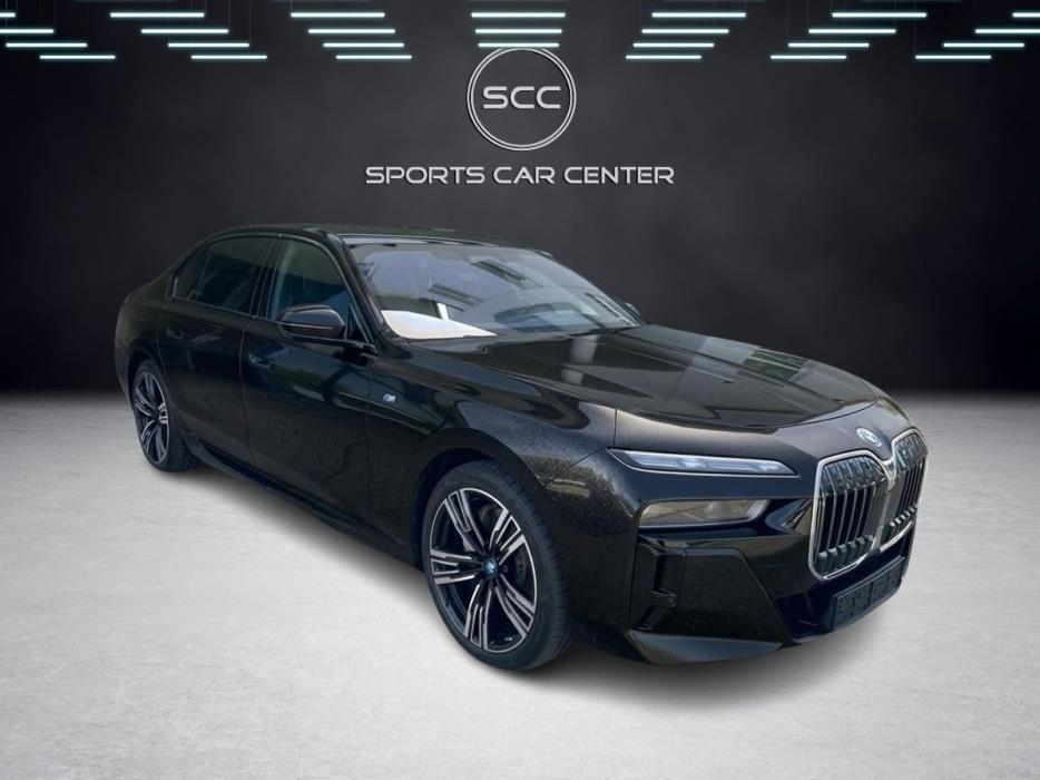 BMW i7 2023