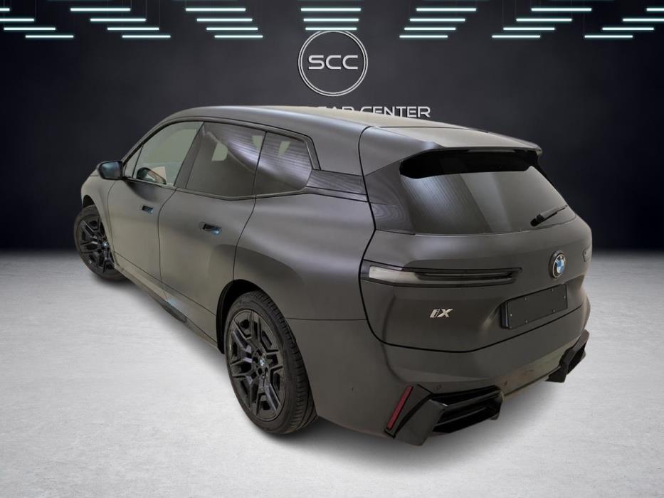 BMW IX 2025