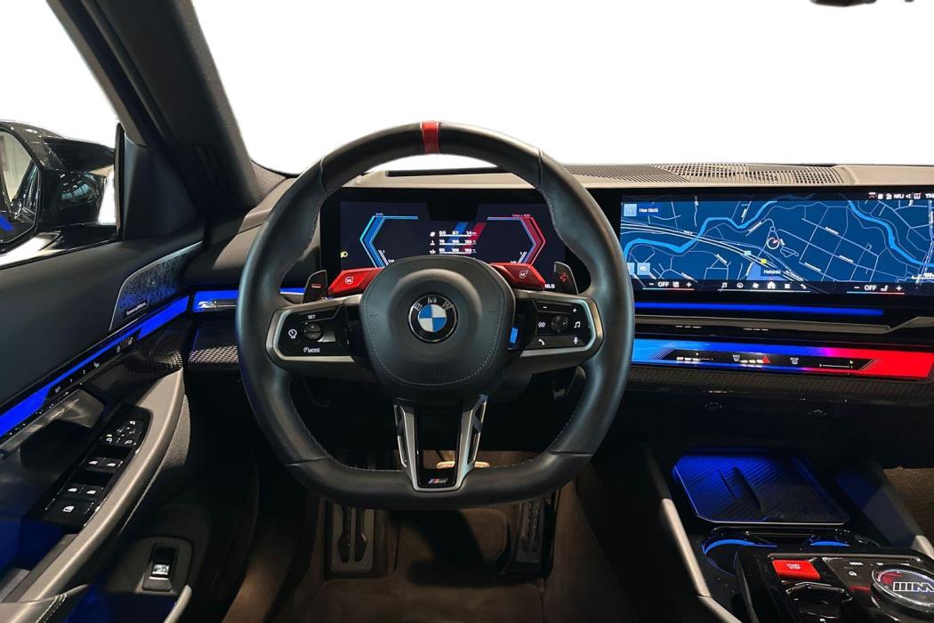 BMW M5 2025