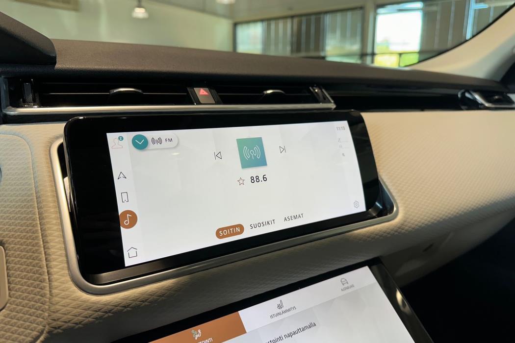 Land Rover Range Rover Velar 2021