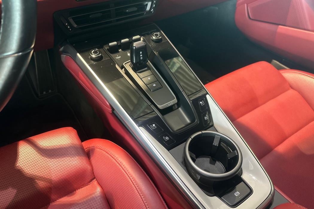 Porsche 911 2020