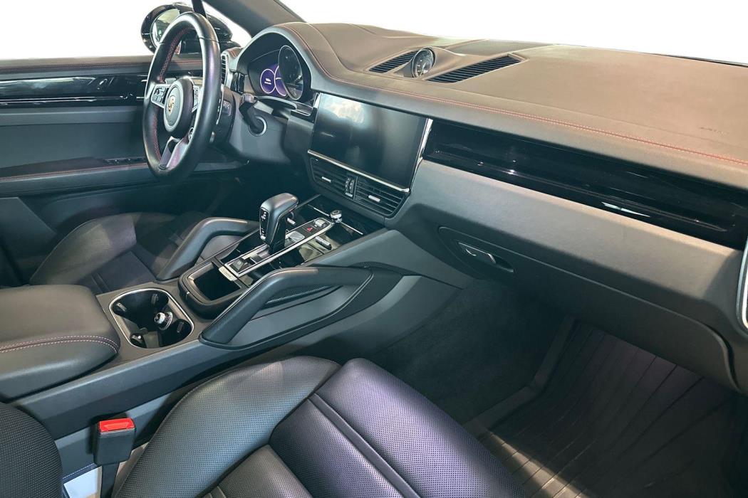 Porsche Cayenne 2023