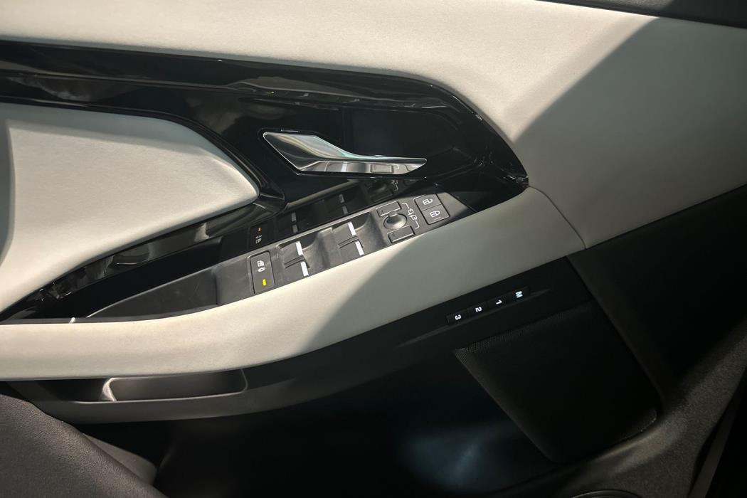 Land Rover Range Rover Evoque 2025