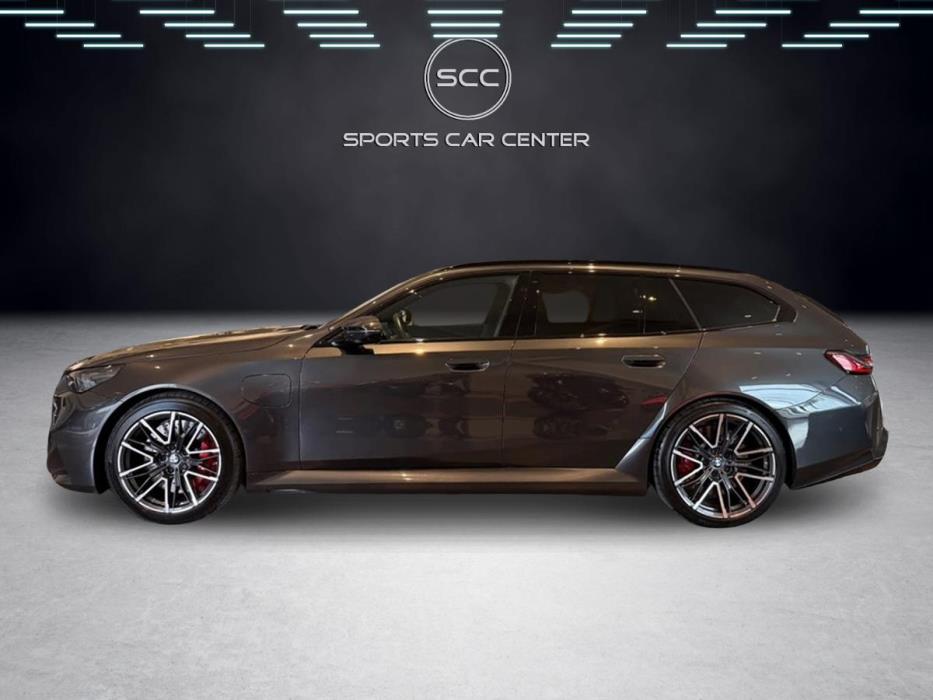 BMW M5 2025
