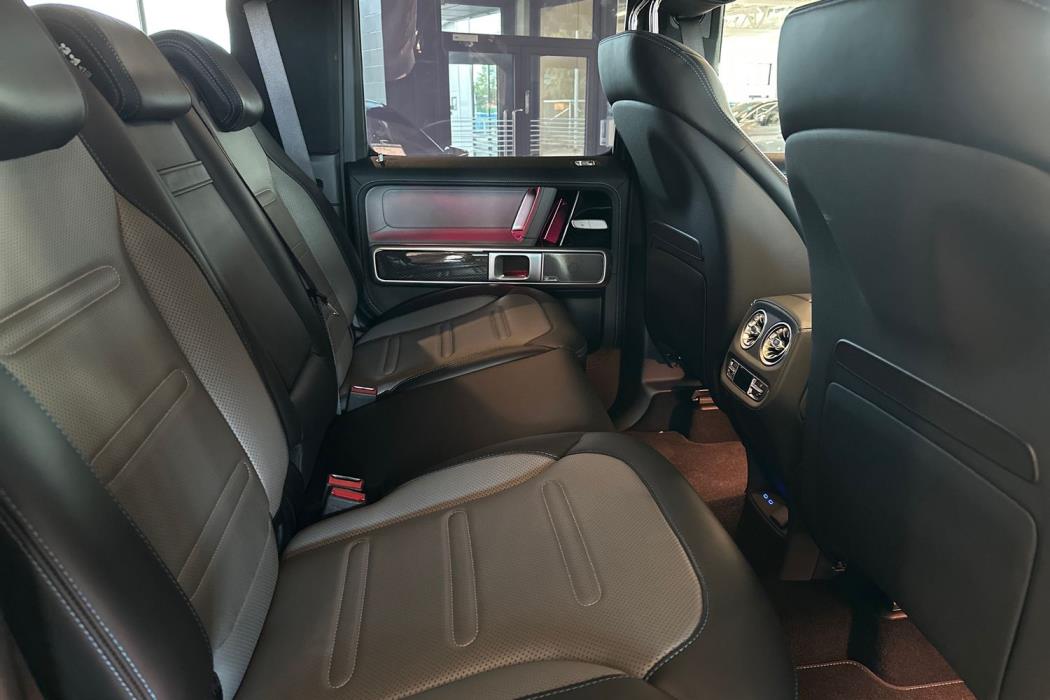 Mercedes-Benz G 2025