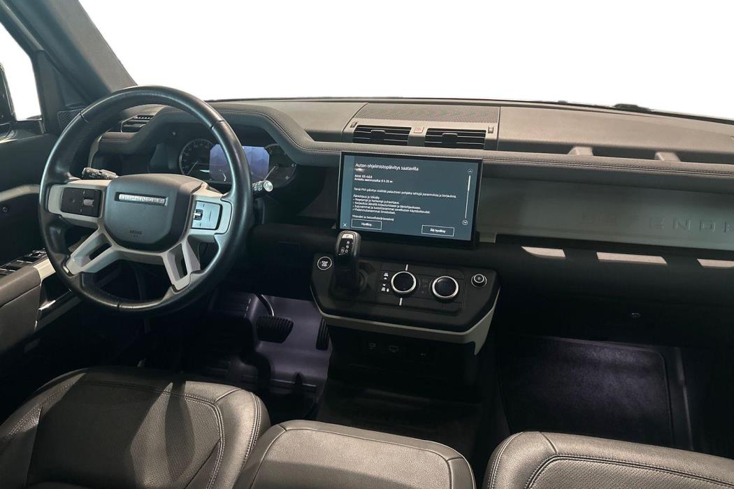 Land Rover Defender 2022