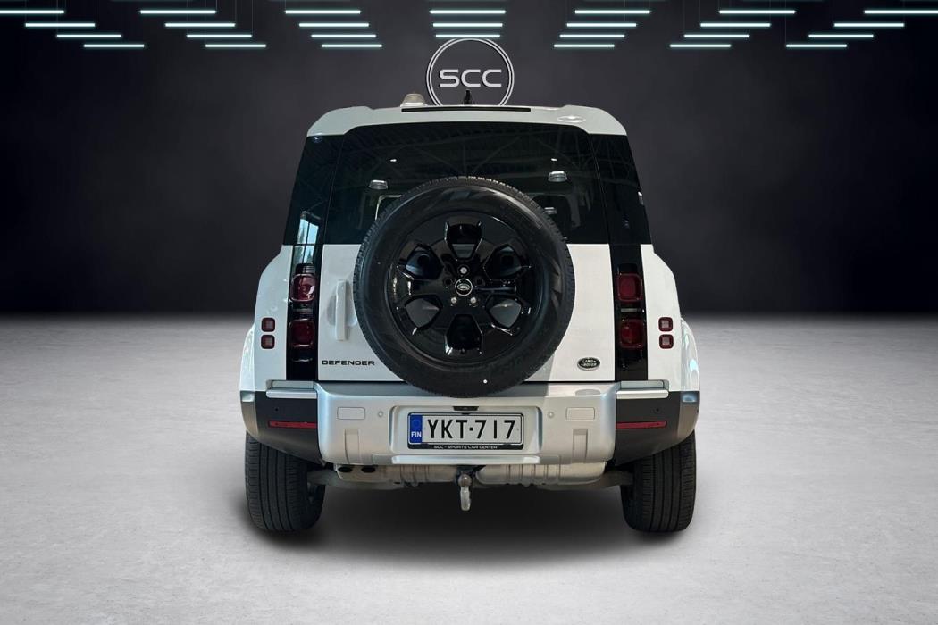Land Rover Defender 2022