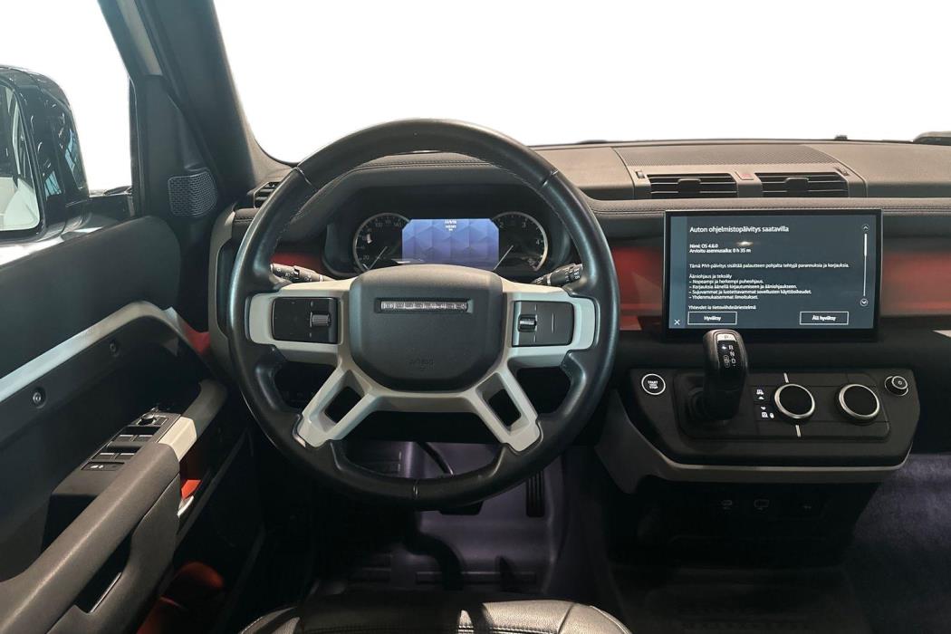 Land Rover Defender 2022