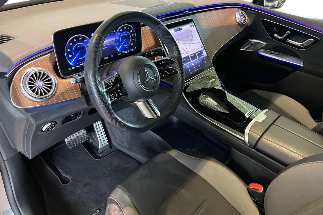 Mercedes-Benz EQE SUV 2023