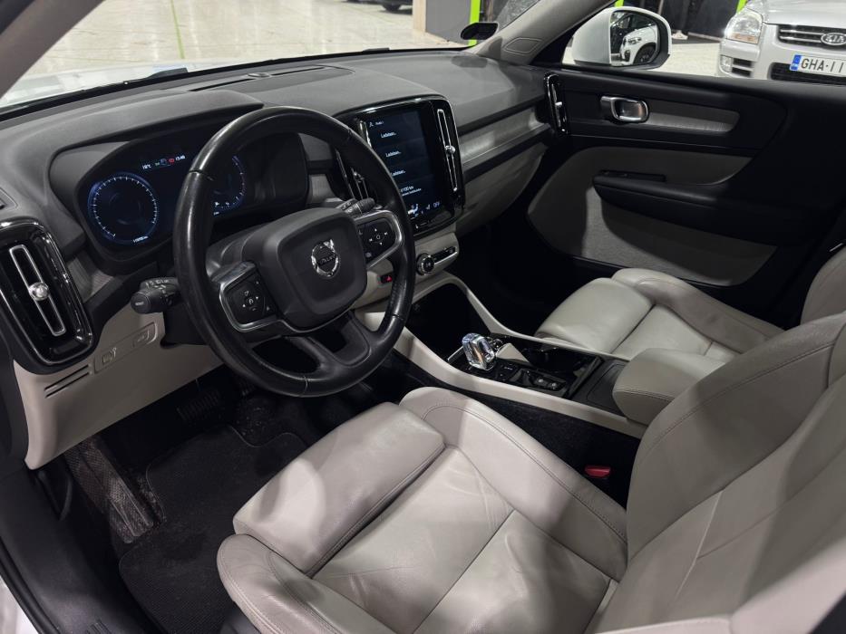 Volvo XC40 2019